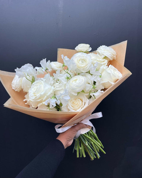 Monochromatic Bouquets