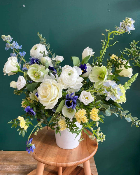 Low Lush Modern Centerpieces